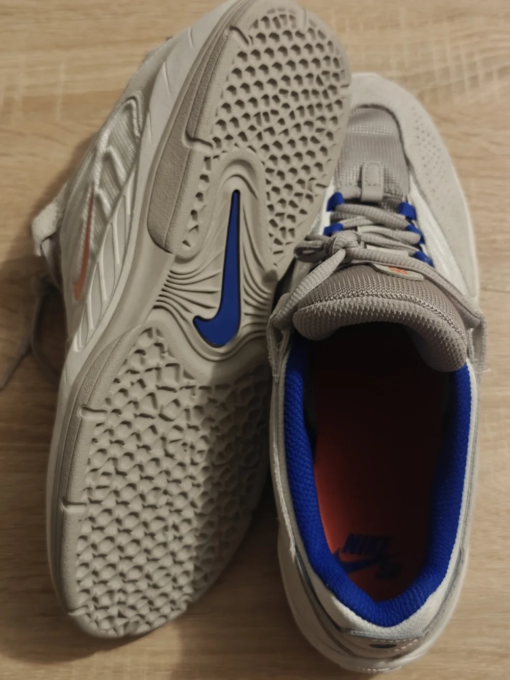 New Nike Vertebrae SB Cosmic Clay White Blue 10.5